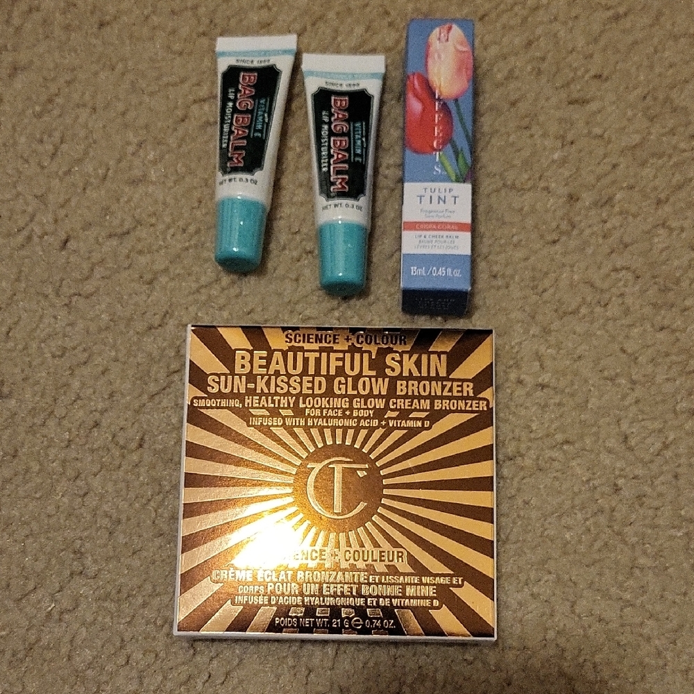 Charlotte Tilbury Glow Bronzer Medium, 2 Bag Balm Lip, BloomEffects Blush Coral